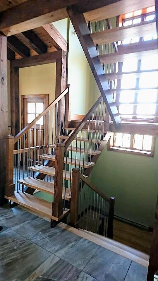 Installation escaliers résidentiels Montérégie